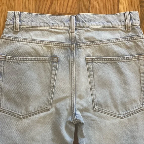 NWT $990 The Row Carel High Rise Boyfriend distressed Jeans Light Wash Size 0/25
